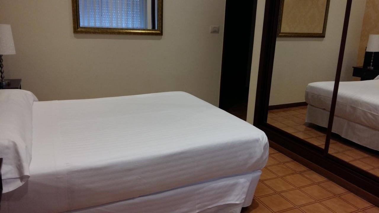 Apartamentos Turisticos Arosa Ogrove O Grove Esterno foto