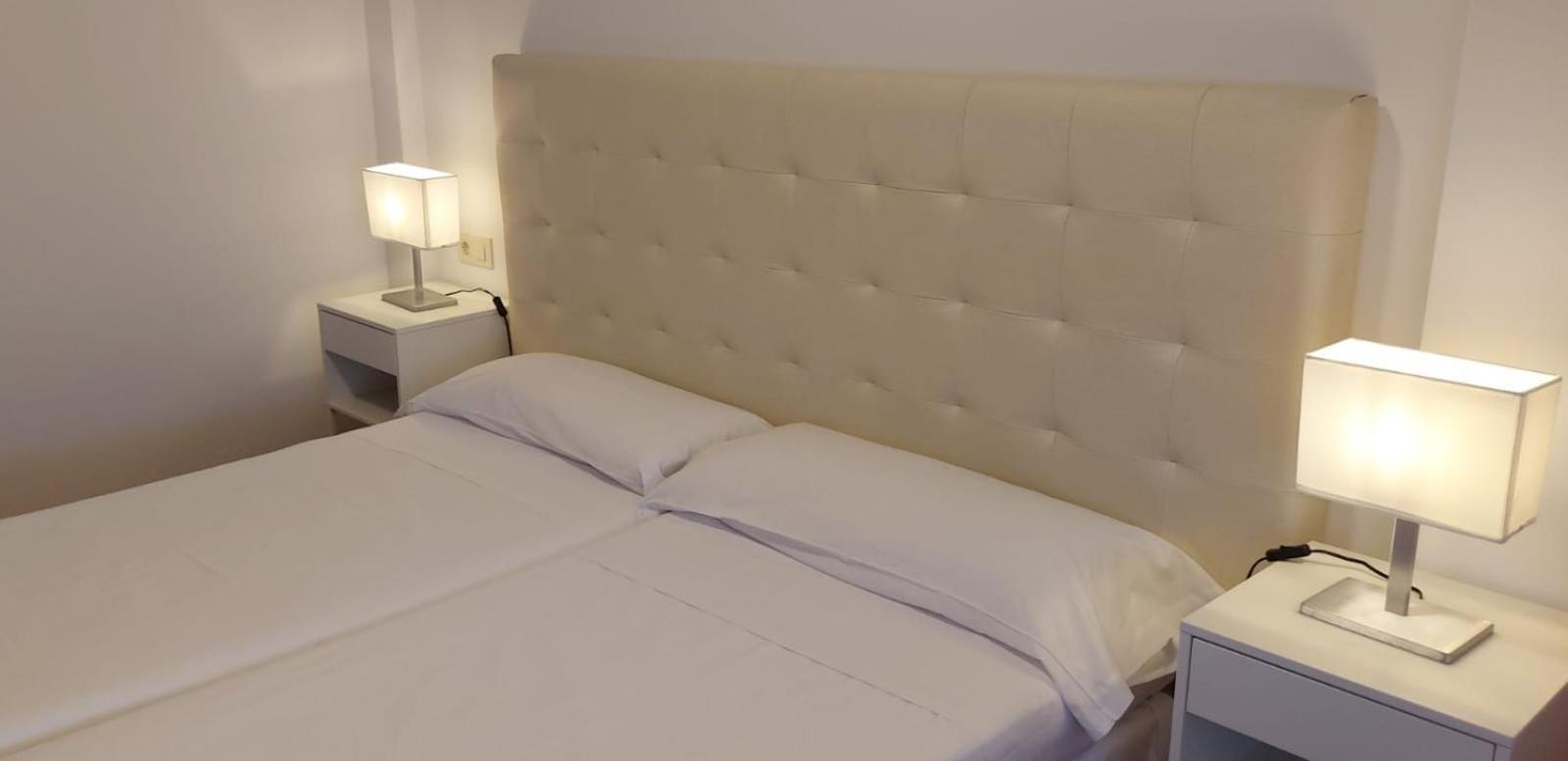 Apartamentos Turisticos Arosa Ogrove O Grove Esterno foto